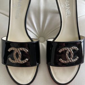 Chanel patent black heel sandals